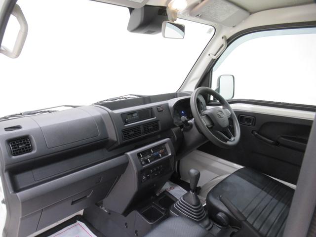 ハイゼットトラックスタンダード　農用スペシャル４ＷＤ　ＭＴ５速　荷台作業灯　ＡＭ／ＦＭラジオ　オートライト　アイドリングストップ　衝突被害軽減システム　レーンアシスト　オートマチックハイビーム　ティーゼットデオプラス（岡山県）の中古車