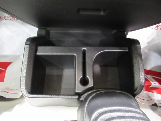 ハイゼットトラックスタンダード　農用スペシャル４ＷＤ　ＭＴ５速　荷台作業灯　ＡＭ／ＦＭラジオ　オートライト　アイドリングストップ　衝突被害軽減システム　レーンアシスト　オートマチックハイビーム　ティーゼットデオプラス（岡山県）の中古車