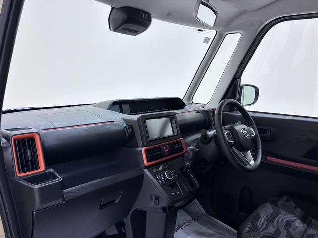 タントファンクロスターボパノラマモニター　７インチナビ　両側パワースライドドア　シートヒーター　ＵＳＢ入力端子　Ｂｌｕｅｔｏｏｔｈ　オートライト　キーフリー　アイドリングストップ　ティーゼットデオプラス（岡山県）の中古車