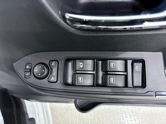 タントカスタムＸ両側パワースライドドア　シートヒーター　ＵＳＢ入力端子　オートライト　キーフリー　アイドリングストップ　衝突被害軽減システム　レーンアシスト　オートマチックハイビーム　ティーゼットデオプラス（岡山県）の中古車