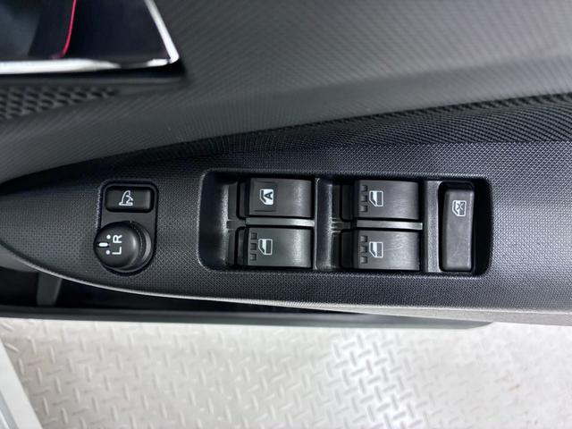 ムーヴカスタムＸ　ＳＡオートライト　キーフリー　アイドリングストップ　電動格納式ドアミラー　衝突被害軽減システム　エアコン　パワーステアリング　パワーウィンドウ　運転席エアバッグ　ＡＢＳ　ティーゼットデオプラス（岡山県）の中古車