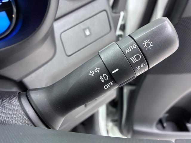 ムーヴカスタムＸ　ＳＡオートライト　キーフリー　アイドリングストップ　電動格納式ドアミラー　衝突被害軽減システム　エアコン　パワーステアリング　パワーウィンドウ　運転席エアバッグ　ＡＢＳ　ティーゼットデオプラス（岡山県）の中古車