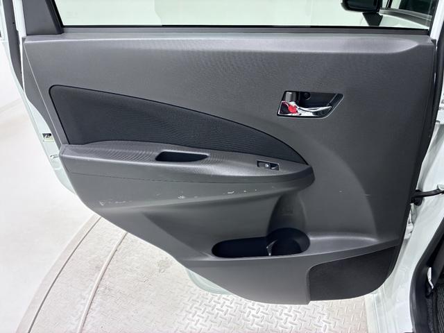 ムーヴカスタムＸ　ＳＡオートライト　キーフリー　アイドリングストップ　電動格納式ドアミラー　衝突被害軽減システム　エアコン　パワーステアリング　パワーウィンドウ　運転席エアバッグ　ＡＢＳ　ティーゼットデオプラス（岡山県）の中古車