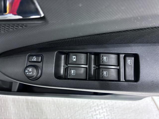 ムーヴカスタムＸ　ＳＡオートライト　キーフリー　アイドリングストップ　電動格納式ドアミラー　衝突被害軽減システム　エアコン　パワーステアリング　パワーウィンドウ　運転席エアバッグ　ＡＢＳ　ティーゼットデオプラス（岡山県）の中古車