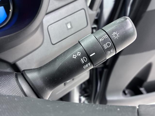 ムーヴカスタムＸ　ＳＡオートライト　キーフリー　アイドリングストップ　電動格納式ドアミラー　衝突被害軽減システム　エアコン　パワーステアリング　パワーウィンドウ　運転席エアバッグ　ＡＢＳ　ティーゼットデオプラス（岡山県）の中古車