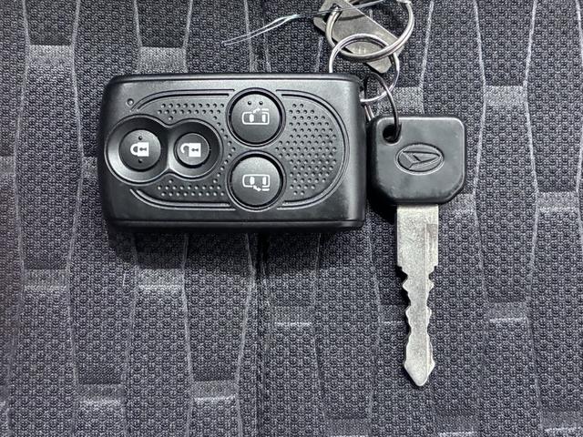 ウェイクＧ　ＳＡ両側パワースライドドア　オートライト　キーフリー　アイドリングストップ　電動格納式ドアミラー　衝突被害軽減システム　エアコン　パワーステアリング　パワーウィンドウ　運転席エアバッグ　ＡＢＳ（岡山県）の中古車