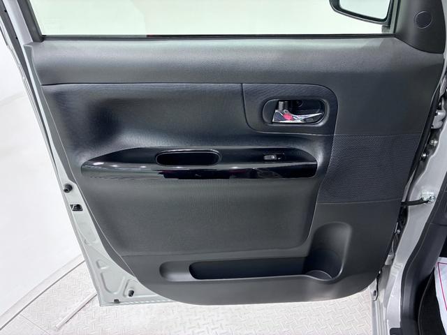 ムーヴキャンバスＧブラックインテリアリミテッド　ＳＡ３両側パワースライドドア　オートライト　キーフリー　アイドリングストップ　ＵＳＢ入力端子　衝突被害軽減システム　レーンアシスト　オートマチックハイビーム　ティーゼットデオプラス（岡山県）の中古車