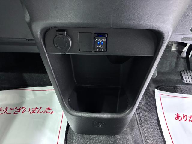 ムーヴキャンバスＧホワイトアクセントＶＳ　ＳＡ３シートヒーター　両側パワースライドドア　オートライト　キーフリー　アイドリングストップ　パノラマモニター　ナビ　ドライブレコーダー　ＵＳＢ入力端子　Ｂｌｕｅｔｏｏｔｈ　ティーゼットデオプラス（岡山県）の中古車