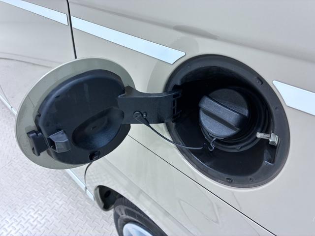 ムーヴキャンバスＧホワイトアクセントＶＳ　ＳＡ３シートヒーター　両側パワースライドドア　オートライト　キーフリー　アイドリングストップ　パノラマモニター　ナビ　ドライブレコーダー　ＵＳＢ入力端子　Ｂｌｕｅｔｏｏｔｈ　ティーゼットデオプラス（岡山県）の中古車