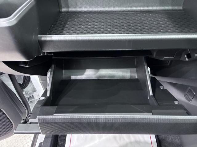 タフトＧ　クロムベンチャーシートヒーター　ＵＳＢ入力端子　オートライト　キーフリー　アイドリングストップ　電動パーキングブレーキ　衝突被害軽減システム　レーンアシスト　オートマチックハイビーム　ティーゼットデオプラス（岡山県）の中古車