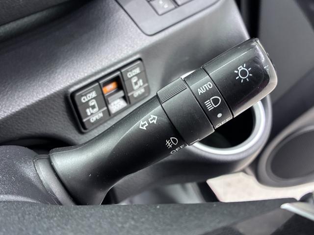 シエンタハイブリッドＧシートヒーター　両側パワースライドドア　オートライト　キーフリー　エアコン　パワーステアリング　パワーウィンドウ　運転席エアバッグ　ＡＢＳ　ティーゼットデオプラス（岡山県）の中古車