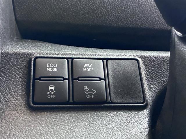 シエンタハイブリッドＧシートヒーター　両側パワースライドドア　オートライト　キーフリー　エアコン　パワーステアリング　パワーウィンドウ　運転席エアバッグ　ＡＢＳ　ティーゼットデオプラス（岡山県）の中古車