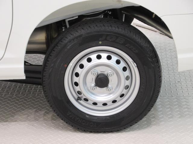 ハイゼットカーゴデッキバンＬＭＴ５速　両側スライドドア　オートライト　アイドリングストップ　ＣＤチューナー　衝突被害軽減システム　レーンアシスト　オートマチックハイビーム　ティーゼットデオプラス（岡山県）の中古車