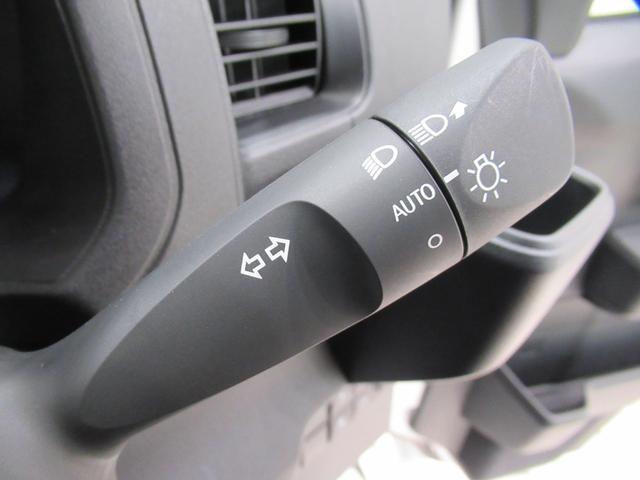 ハイゼットカーゴデッキバンＬＭＴ５速　両側スライドドア　オートライト　アイドリングストップ　ＣＤチューナー　衝突被害軽減システム　レーンアシスト　オートマチックハイビーム　ティーゼットデオプラス（岡山県）の中古車