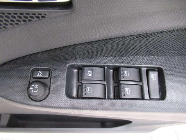 ムーヴカスタムＸオートライト　キーフリー　アイドリングストップ　電動格納式ドアミラー　エアコン　パワーステアリング　パワーウィンドウ　運転席エアバッグ　ＡＢＳ　ティーゼットデオプラス（岡山県）の中古車