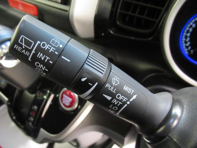 Ｎ−ＢＯＸカスタムＧ　ＳＳパッケージ両側パワースライドドア　オートライト　キーフリー　電動格納式ドアミラー　エアコン　パワーステアリング　パワーウィンドウ　運転席エアバッグ　ＡＢＳ　ティーゼットデオプラス（岡山県）の中古車