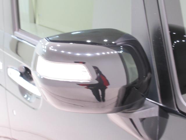 Ｎ−ＢＯＸカスタムＧ　ＳＳパッケージ両側パワースライドドア　オートライト　キーフリー　電動格納式ドアミラー　エアコン　パワーステアリング　パワーウィンドウ　運転席エアバッグ　ＡＢＳ　ティーゼットデオプラス（岡山県）の中古車