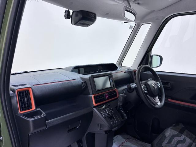 タントファンクロスターボリミテッドパノラマモニター　７インチナビ　ドライブレコーダー　両側パワースライドドア　シートヒーター　ＵＳＢ入力端子　Ｂｌｕｅｔｏｏｔｈ　オートライト　キーフリー　アイドリングストップ　ティーゼットデオプラス（岡山県）の中古車