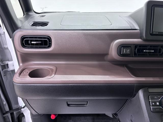 ムーヴキャンバスセオリーＧターボシートヒーター　両側パワースライドドア　オートライト　キーフリー　アイドリングストップ　バックモニター　ナビ　ＵＳＢ入力端子　Ｂｌｕｅｔｏｏｔｈ　ホッとカップホルダー　ティーゼットデオプラス（岡山県）の中古車