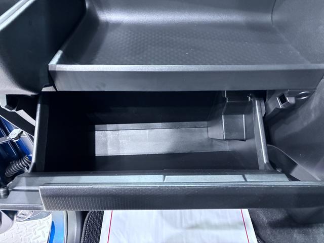 タントカスタムＸシートヒーター　両側パワースライドドア　オートライト　キーフリー　アイドリングストップ　パノラマモニター　ナビ　ドライブレコーダー　ＵＳＢ入力端子　Ｂｌｕｅｔｏｏｔｈ　ティーゼットデオプラス（岡山県）の中古車