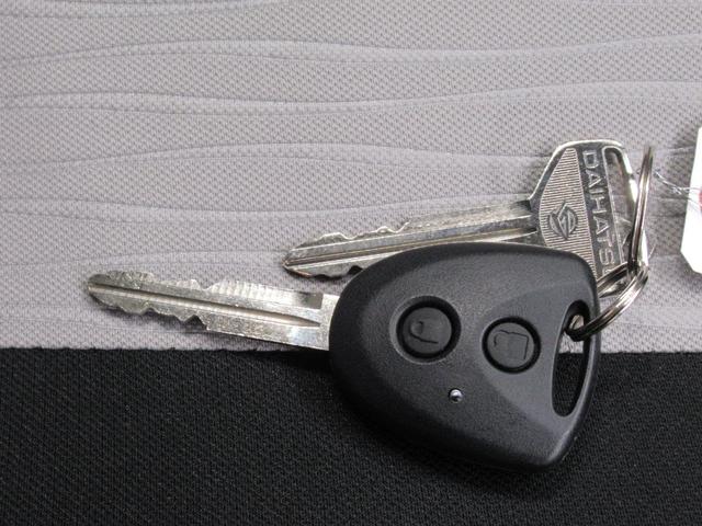 ミライースＸ　ＳＡ３ＬＥＤヘッドランプ　７インチナビ　ＵＳＢ入力端子　Ｂｌｕｅｔｏｏｔｈ　オートライト　キーレスエントリー　アイドリングストップ　衝突被害軽減システム　レーンアシスト　オートマチックハイビーム（岡山県）の中古車