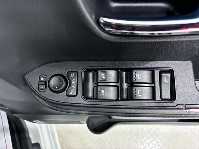 タントカスタムＸパノラマモニター　７インチナビ　両側パワースライドドア　シートヒーター　ＵＳＢ入力端子　Ｂｌｕｅｔｏｏｔｈ　オートライト　キーフリー　アイドリングストップ　ティーゼットデオプラス（岡山県）の中古車