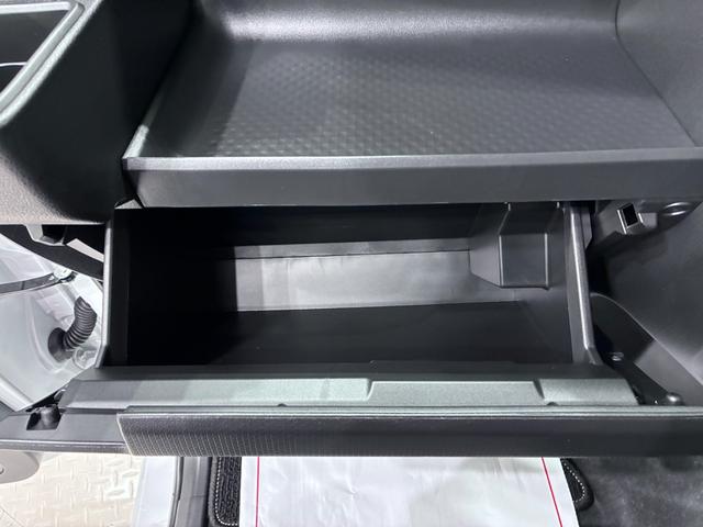 タントカスタムＸパノラマモニター　７インチナビ　両側パワースライドドア　シートヒーター　ＵＳＢ入力端子　Ｂｌｕｅｔｏｏｔｈ　オートライト　キーフリー　アイドリングストップ　ティーゼットデオプラス（岡山県）の中古車