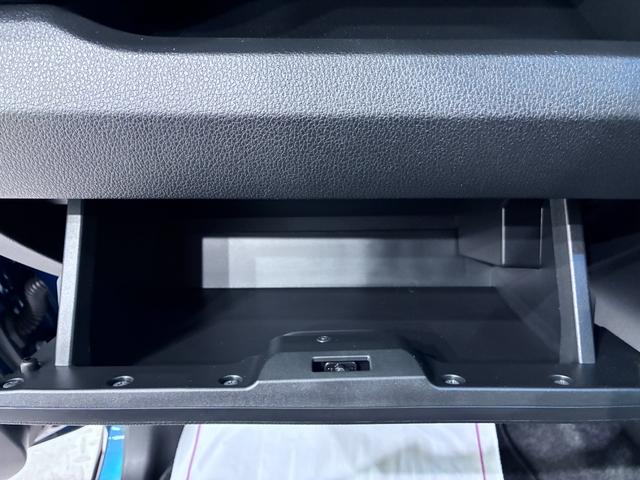 ムーヴＲＳパノラマモニター　１０インチナビ　ドライブレコーダー　両側パワースライドドア　シートヒーター　ＵＳＢ入力端子　Ｂｌｕｅｔｏｏｔｈ　オートライト　キーフリー　アイドリングストップ　ティーゼットデオプラス（岡山県）の中古車