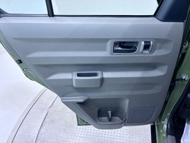 タフトＧターボ　クロムベンチャーシートヒーター　オートライト　キーフリー　ＵＳＢ入力端子　電動パーキングブレーキ　衝突被害軽減システム　レーンアシスト　オートマチックハイビーム　ティーゼットデオプラス　エコアイドル非装着車（岡山県）の中古車