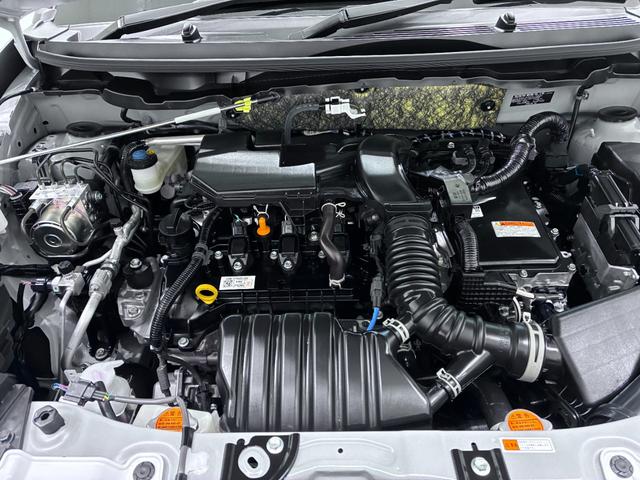 ロッキープレミアムG HEVシートヒーター オートライト キーフリー パノラマモニター ナビ ドライブレコーダー USB入力端子 Bluetooth 衝突被害軽減システム レーンアシスト オートマチックハイビーム(岡山県)の中古車