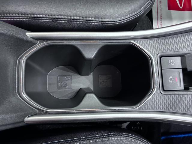 ロッキープレミアムG HEVシートヒーター オートライト キーフリー パノラマモニター ナビ ドライブレコーダー USB入力端子 Bluetooth 衝突被害軽減システム レーンアシスト オートマチックハイビーム(岡山県)の中古車