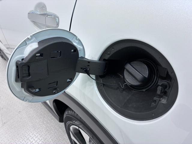 ロッキープレミアムG HEVシートヒーター オートライト キーフリー パノラマモニター ナビ ドライブレコーダー USB入力端子 Bluetooth 衝突被害軽減システム レーンアシスト オートマチックハイビーム(岡山県)の中古車