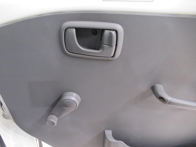 ミニキャブトラックＶタイプＡＭ／ＦＭラジオ　エアコン　パワーステアリング　運転席エアバッグ　ティーゼットデオプラス（岡山県）の中古車