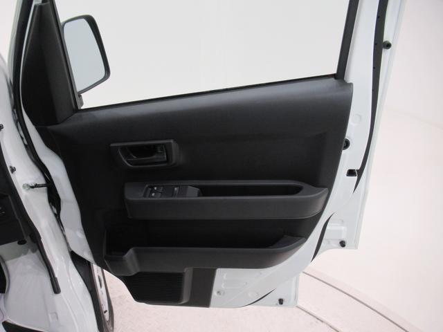 ハイゼットカーゴデラックスＡＭ／ＦＭラジオ　両側スライドドア　オートライト　キーレスエントリー　アイドリングストップ　衝突被害軽減システム　レーンアシスト　オートマチックハイビーム　ティーゼットデオプラス（岡山県）の中古車
