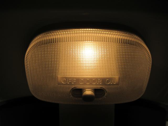 ハイゼットトラックスタンダードＡＭ／ＦＭラジオ　オートライト　アイドリングストップ　衝突被害軽減システム　レーンアシスト　オートマチックハイビーム　ティーゼットデオプラス（岡山県）の中古車