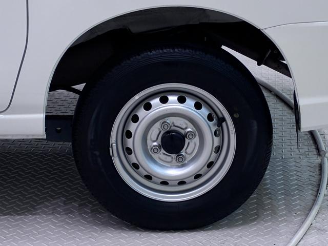 ハイゼットカーゴデラックス　ＳＡ３両側スライドドア　キーレスエントリー　アイドリングストップ　ＡＭ／ＦＭラジオ　衝突被害軽減システム　レーンアシスト　オートマチックハイビーム　ティーゼットデオプラス（岡山県）の中古車