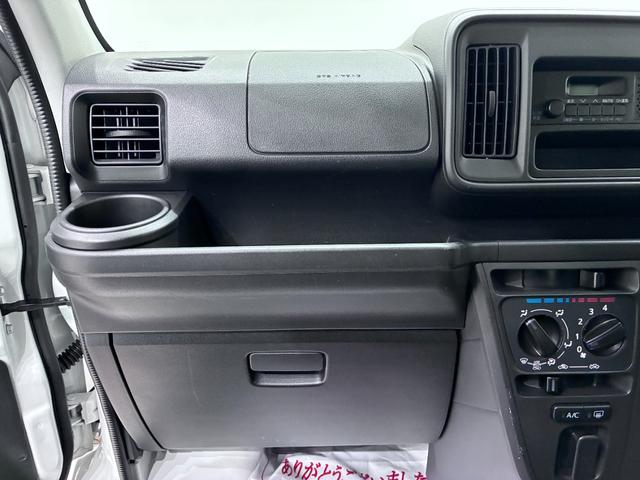 ハイゼットカーゴデラックス　ＳＡ３両側スライドドア　キーレスエントリー　アイドリングストップ　ＡＭ／ＦＭラジオ　衝突被害軽減システム　レーンアシスト　オートマチックハイビーム　ティーゼットデオプラス（岡山県）の中古車