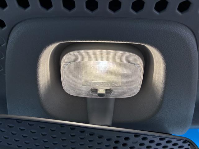 ハイゼットカーゴデラックス　ＳＡ３両側スライドドア　キーレスエントリー　アイドリングストップ　ＡＭ／ＦＭラジオ　衝突被害軽減システム　レーンアシスト　オートマチックハイビーム　ティーゼットデオプラス（岡山県）の中古車