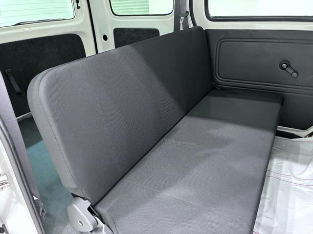 ハイゼットカーゴデラックス　ＳＡ３両側スライドドア　キーレスエントリー　アイドリングストップ　ＡＭ／ＦＭラジオ　衝突被害軽減システム　レーンアシスト　オートマチックハイビーム　ティーゼットデオプラス（岡山県）の中古車