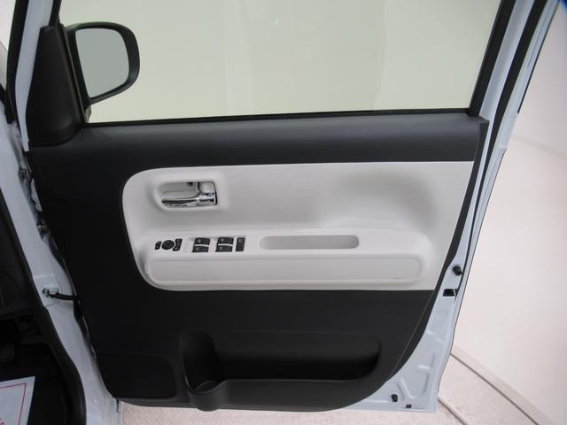 ムーヴキャンバスストライプスＧパノラマモニター　１０インチナビ　両側パワースライドドア　シートヒーター　ＵＳＢ入力端子　Ｂｌｕｅｔｏｏｔｈ　ホッとカップホルダー　オートライト　キーフリー　アイドリングストップ（岡山県）の中古車