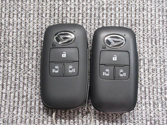 ムーヴキャンバスストライプスＧパノラマモニター　１０インチナビ　両側パワースライドドア　シートヒーター　ＵＳＢ入力端子　Ｂｌｕｅｔｏｏｔｈ　ホッとカップホルダー　オートライト　キーフリー　アイドリングストップ（岡山県）の中古車