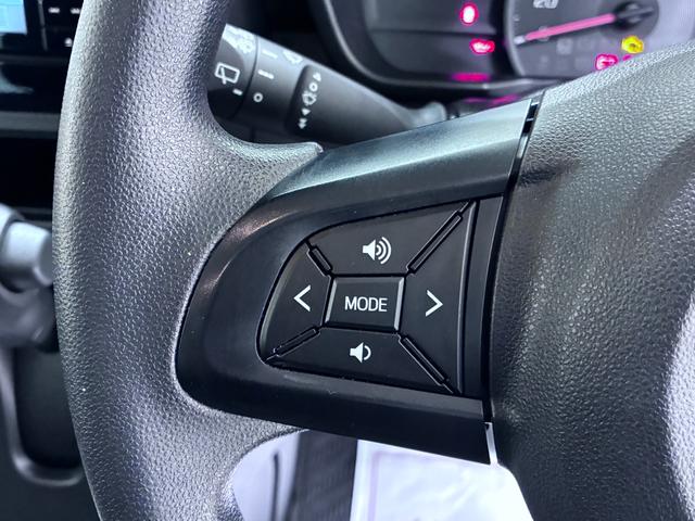 トールＸ　ＳＡ３左側パワースライドドア　オートライト　キーフリー　アイドリングストップ　ＵＳＢ入力端子　電動格納式ドアミラー　衝突被害軽減システム　レーンアシスト　オートマチックハイビーム　ティーゼットデオプラス（岡山県）の中古車