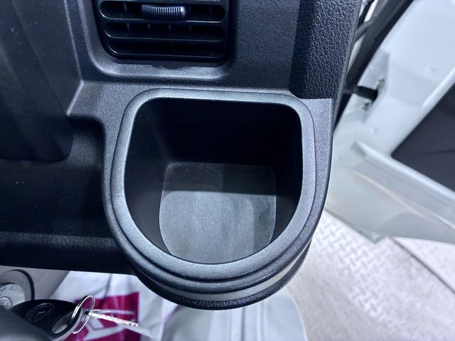 ハイゼットトラックエクストラ　ＳＡ３ｔＬＥＤヘッドランプ　荷台作業灯　ＣＤチューナー　衝突被害軽減システム　レーンアシスト　エアコン　パワーステアリング　パワーウィンドウ　運転席エアバッグ　ＡＢＳ　ティーゼットデオプラス（岡山県）の中古車