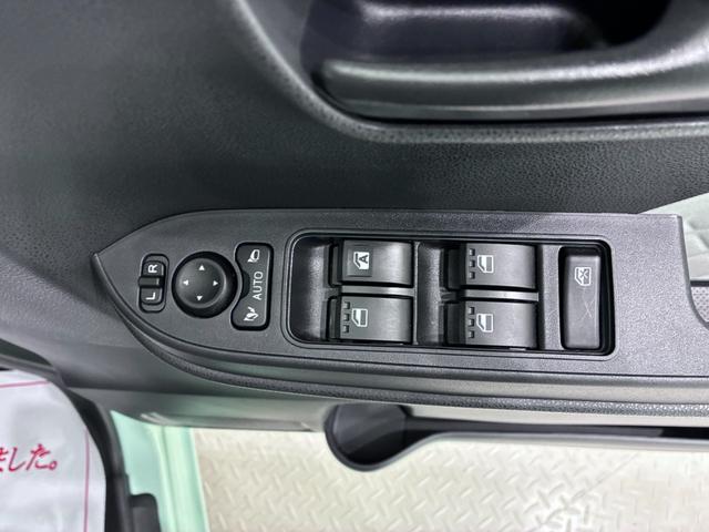 タントＸシートヒーター　左側パワースライドドア　オートライト　キーフリー　アイドリングストップ　バックモニター　ナビ　ドライブレコーダー　ＵＳＢ入力端子　Ｂｌｕｅｔｏｏｔｈ　ティーゼットデオプラス（岡山県）の中古車