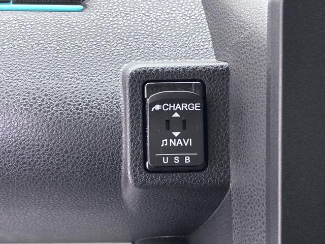 タントＸシートヒーター　左側パワースライドドア　オートライト　キーフリー　アイドリングストップ　バックモニター　ナビ　ドライブレコーダー　ＵＳＢ入力端子　Ｂｌｕｅｔｏｏｔｈ　ティーゼットデオプラス（岡山県）の中古車