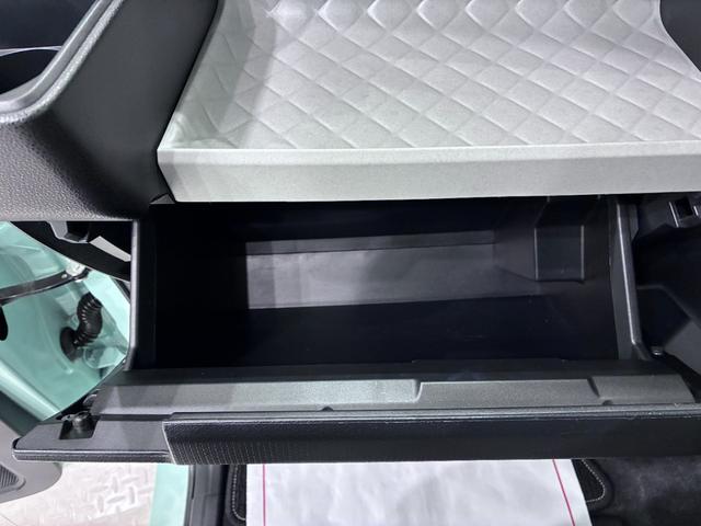 タントＸシートヒーター　左側パワースライドドア　オートライト　キーフリー　アイドリングストップ　バックモニター　ナビ　ドライブレコーダー　ＵＳＢ入力端子　Ｂｌｕｅｔｏｏｔｈ　ティーゼットデオプラス（岡山県）の中古車