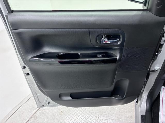 ムーヴキャンバスＧブラックアクセントＶＳ　ＳＡ３シートヒーター　両側パワースライドドア　オートライト　キーフリー　アイドリングストップ　パノラマモニター　ナビ　ドライブレコーダー　ＵＳＢ入力端子　Ｂｌｕｅｔｏｏｔｈ　ティーゼットデオプラス（岡山県）の中古車