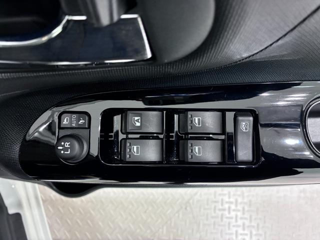 ムーヴキャンバスＧブラックアクセントＶＳ　ＳＡ３シートヒーター　両側パワースライドドア　オートライト　キーフリー　アイドリングストップ　パノラマモニター　ナビ　ドライブレコーダー　ＵＳＢ入力端子　Ｂｌｕｅｔｏｏｔｈ　ティーゼットデオプラス（岡山県）の中古車