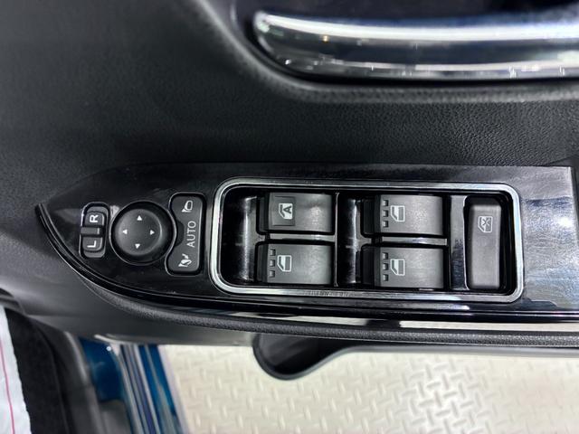 タントカスタムＸシートヒーター　両側パワースライドドア　オートライト　キーフリー　アイドリングストップ　パノラマモニター　ナビ　ドライブレコーダー　ＵＳＢ入力端子　Ｂｌｕｅｔｏｏｔｈ　ティーゼットデオプラス（岡山県）の中古車