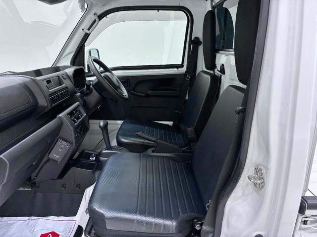 ハイゼットトラックスタンダード　農用スペシャル４ＷＤ　荷台作業灯　ＡＭ／ＦＭラジオ　オートライト　アイドリングストップ　衝突被害軽減システム　レーンアシスト　オートマチックハイビーム　ティーゼットデオプラス（岡山県）の中古車